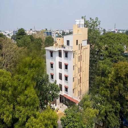 Hotel Vinayaga טירופור מראה חיצוני תמונה