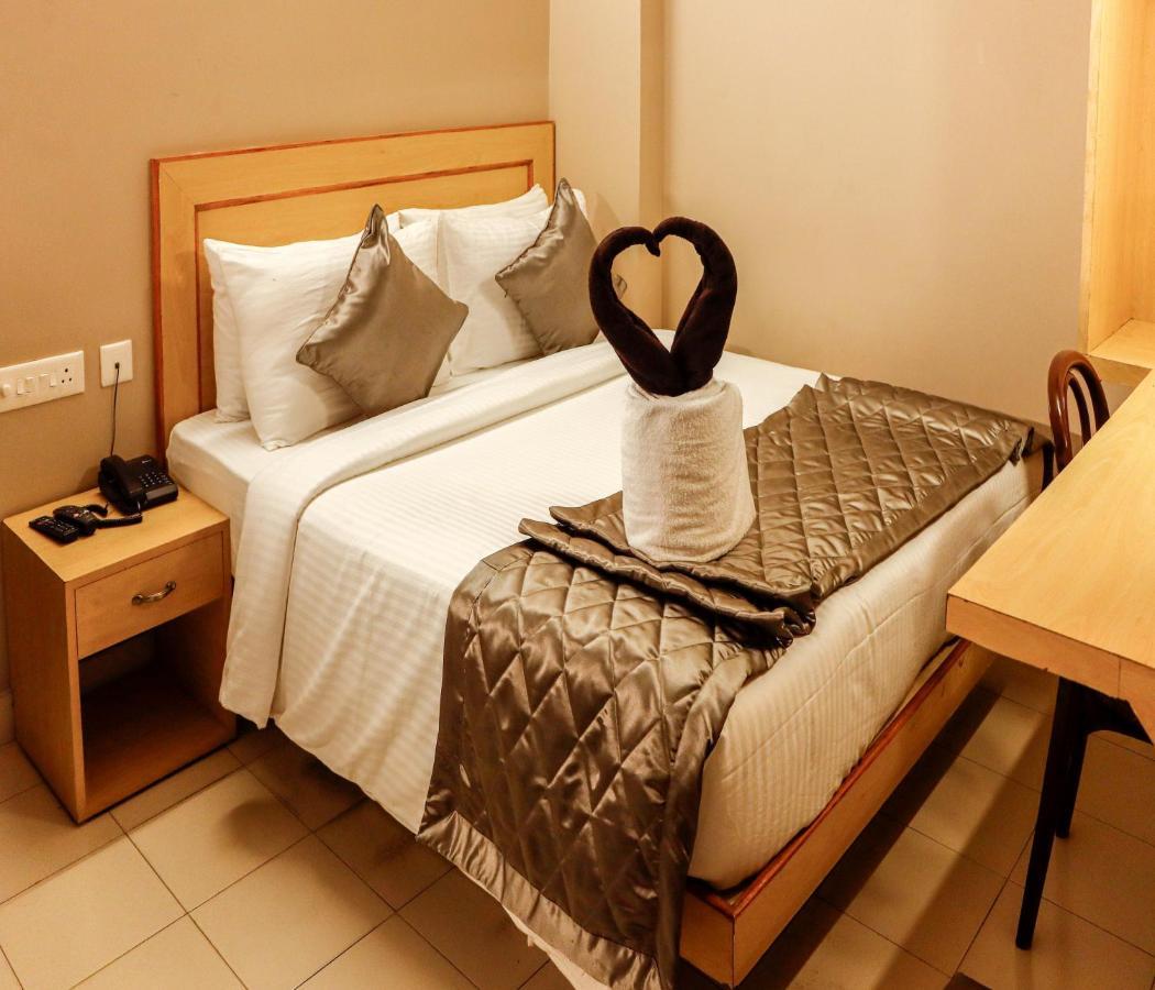 Hotel Vinayaga טירופור מראה חיצוני תמונה